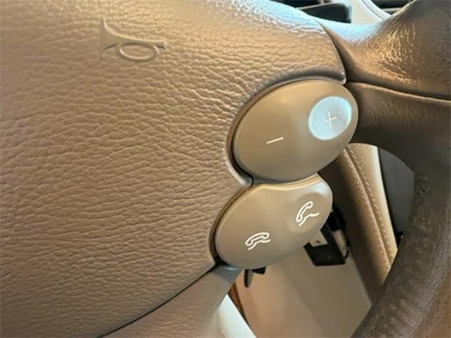 2005 Mercedes-Benz SL-Class (CC-2068556) for sale in Reading, Pennsylvania