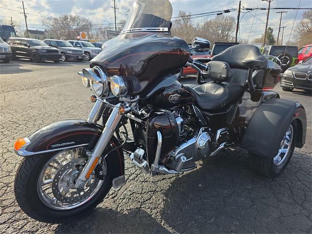 2011 Harley-Davidson FLHTCUTG (CC-2068591) for sale in Ross, Ohio