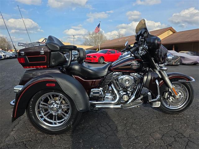 2011 Harley-Davidson FLHTCUTG (CC-2068591) for sale in Ross, Ohio