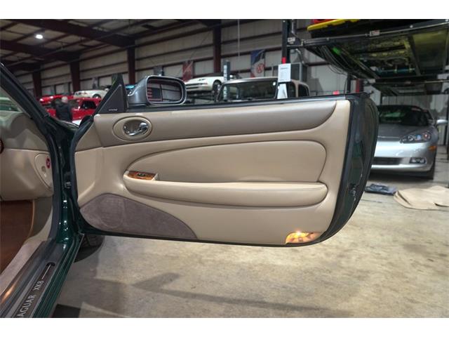 2000 Jaguar XK8 (CC-2068721) for sale in Kentwood, Michigan