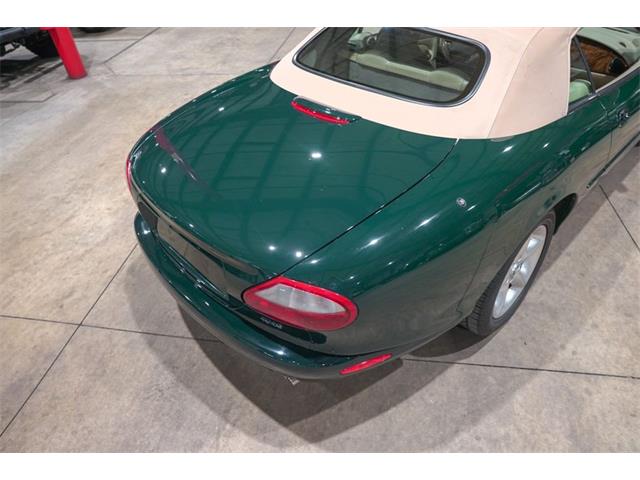 2000 Jaguar XK8 (CC-2068721) for sale in Kentwood, Michigan
