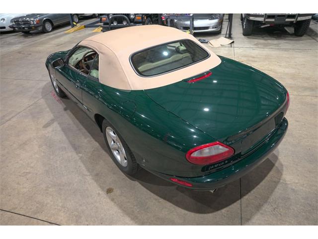 2000 Jaguar XK8 (CC-2068721) for sale in Kentwood, Michigan