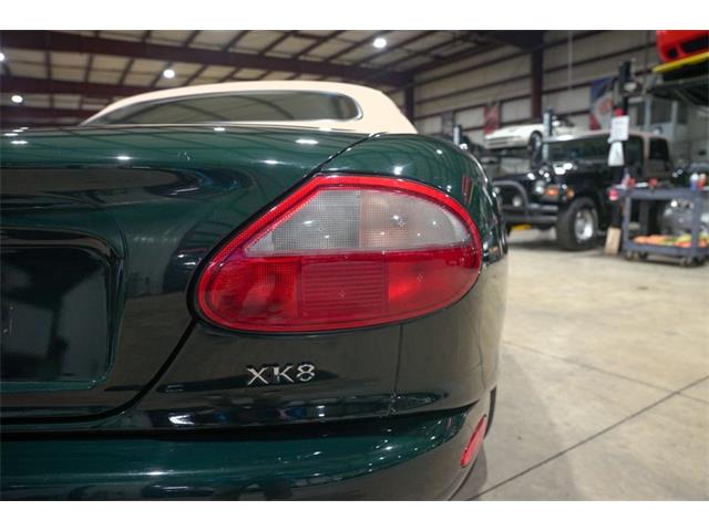 2000 Jaguar XK8 (CC-2068721) for sale in Kentwood, Michigan