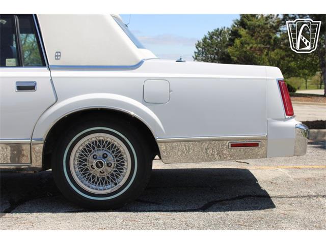 1988 Lincoln Town Car (CC-2068786) for sale in Crete, Illinois
