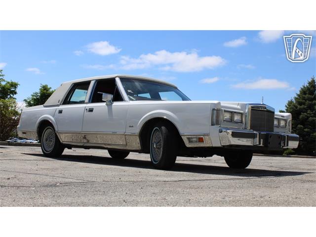 1988 Lincoln Town Car (CC-2068786) for sale in Crete, Illinois