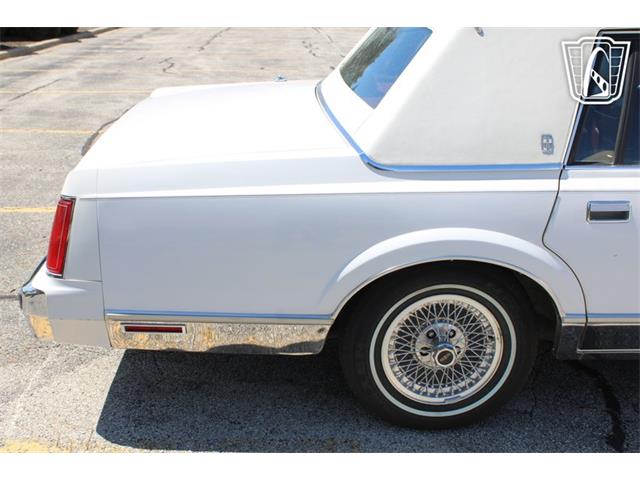 1988 Lincoln Town Car (CC-2068786) for sale in Crete, Illinois