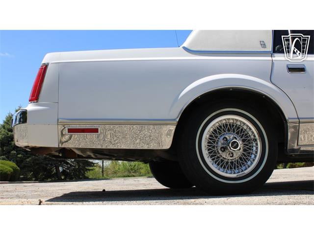 1988 Lincoln Town Car (CC-2068786) for sale in Crete, Illinois