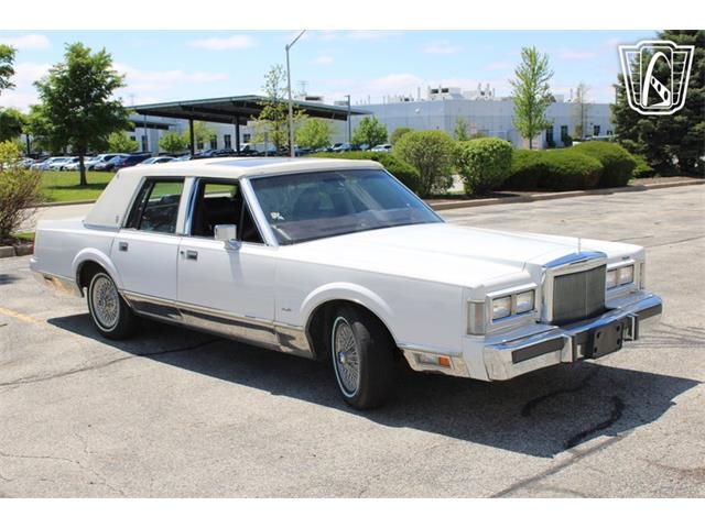 1988 Lincoln Town Car (CC-2068786) for sale in Crete, Illinois