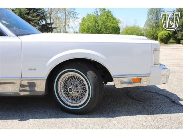 1988 Lincoln Town Car (CC-2068786) for sale in Crete, Illinois