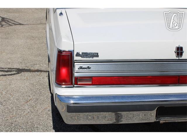 1988 Lincoln Town Car (CC-2068786) for sale in Crete, Illinois