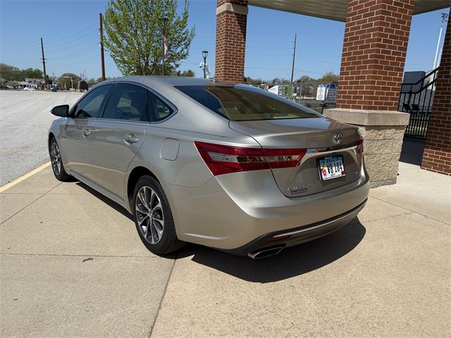 2016 Toyota Avalon (CC-2069019) for sale in Davenport, Iowa