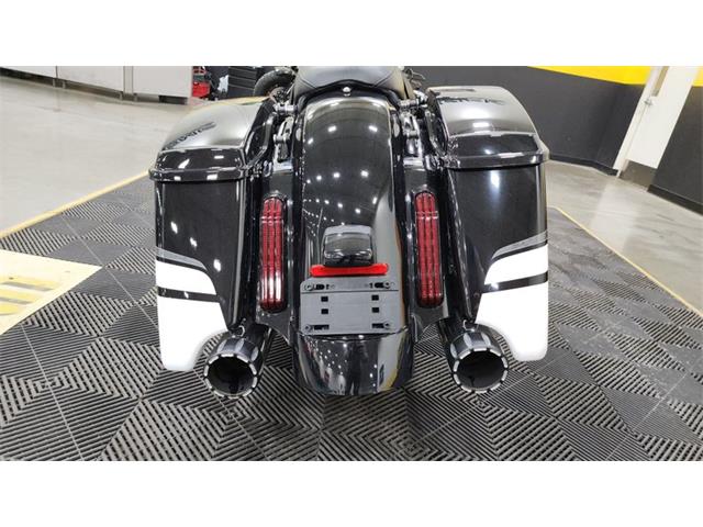 2016 Harley-Davidson Street Glide (CC-2069090) for sale in Mankato, Minnesota
