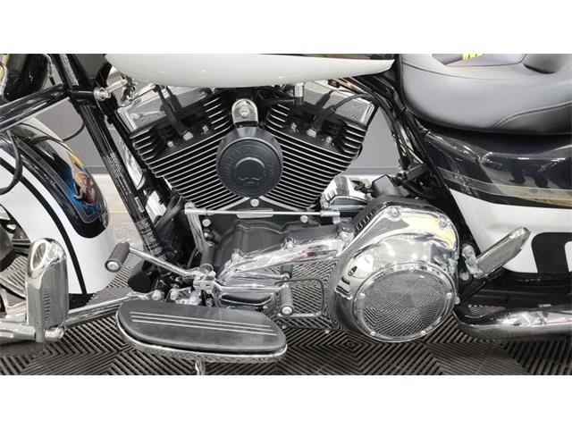 2016 Harley-Davidson Street Glide (CC-2069090) for sale in Mankato, Minnesota