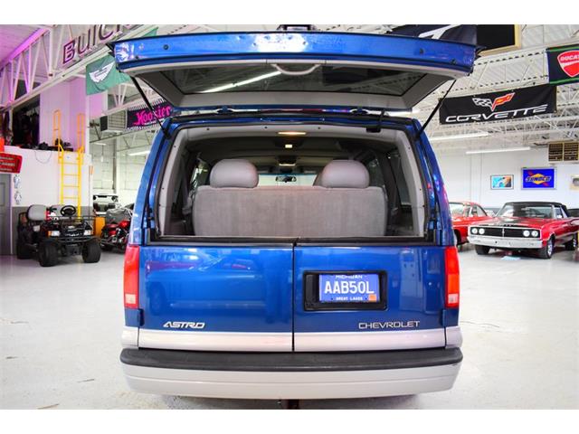 2000 Chevrolet Astro (CC-2069170) for sale in Wayne, Michigan