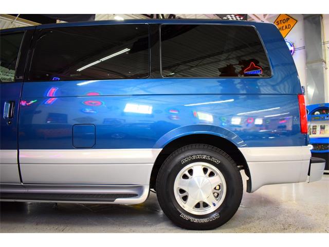 2000 Chevrolet Astro (CC-2069170) for sale in Wayne, Michigan