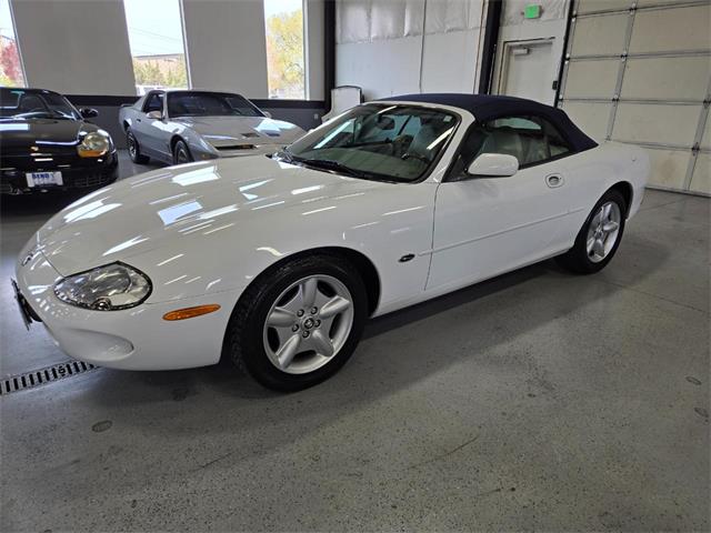 1998 Jaguar XK8 (CC-2069327) for sale in Bend, Oregon