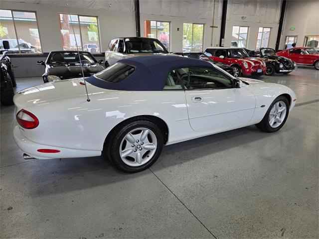 1998 Jaguar XK8 (CC-2069327) for sale in Bend, Oregon