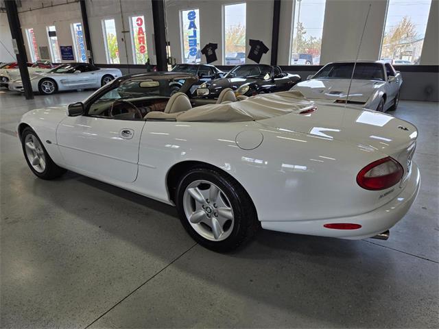 1998 Jaguar XK8 (CC-2069327) for sale in Bend, Oregon
