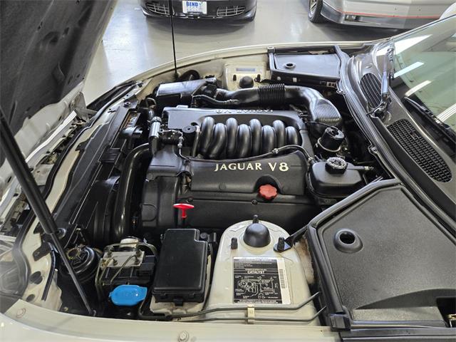 1998 Jaguar XK8 (CC-2069327) for sale in Bend, Oregon