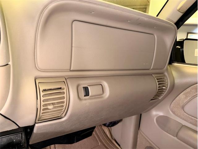 1998 Chevrolet K-1500 (CC-2069340) for sale in Fenton, Michigan