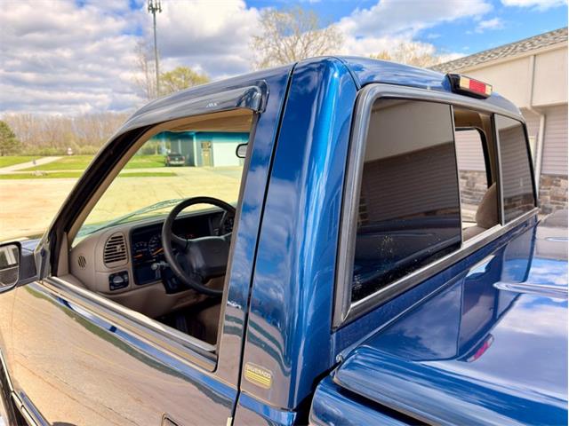 1998 Chevrolet K-1500 (CC-2069340) for sale in Fenton, Michigan