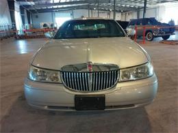 1999 Lincoln Town Car (CC-2069381) for sale in Trenton, Ontario