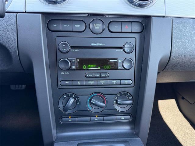 2005 Ford Mustang (CC-2069594) for sale in Edison, New Jersey