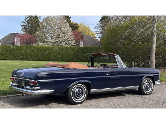 1967 Mercedes-Benz 250SE (CC-2069673) for sale in Southampton, New York