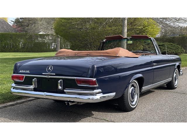 1967 Mercedes-Benz 250SE (CC-2069673) for sale in Southampton, New York