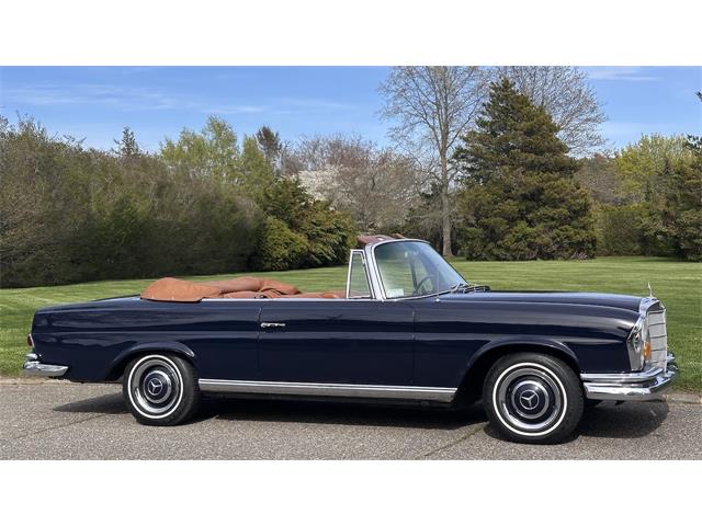 1967 Mercedes-Benz 250SE (CC-2069673) for sale in Southampton, New York