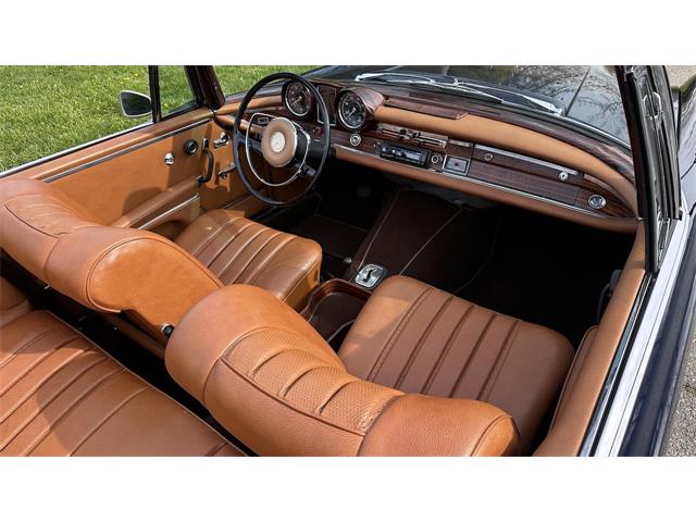 1967 Mercedes-Benz 250SE (CC-2069673) for sale in Southampton, New York