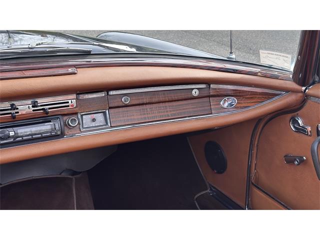 1967 Mercedes-Benz 250SE (CC-2069673) for sale in Southampton, New York