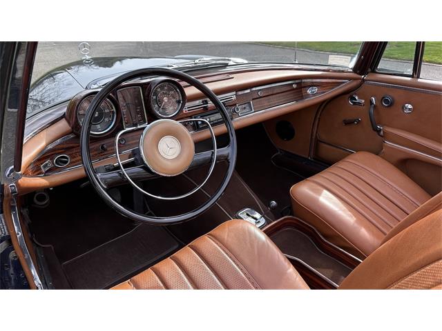 1967 Mercedes-Benz 250SE (CC-2069673) for sale in Southampton, New York