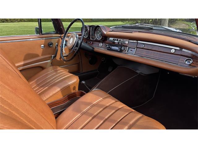 1967 Mercedes-Benz 250SE (CC-2069673) for sale in Southampton, New York