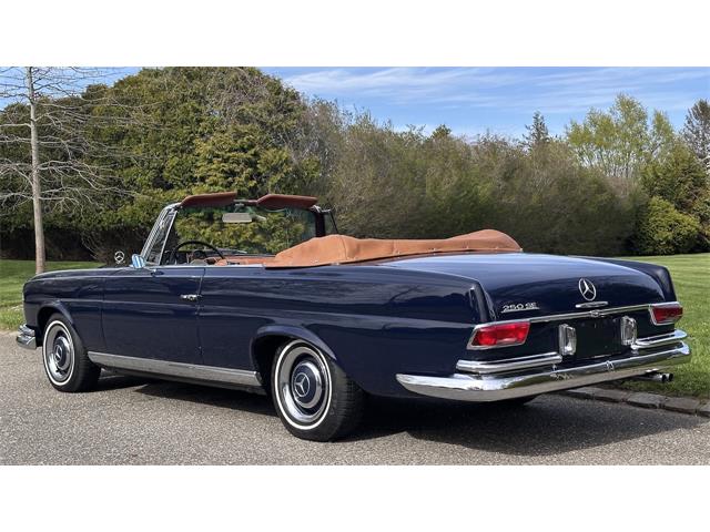 1967 Mercedes-Benz 250SE (CC-2069673) for sale in Southampton, New York