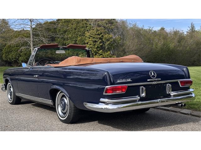 1967 Mercedes-Benz 250SE (CC-2069673) for sale in Southampton, New York