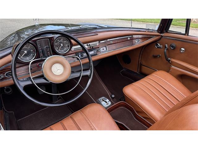 1967 Mercedes-Benz 250SE (CC-2069673) for sale in Southampton, New York
