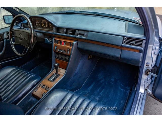 1991 Mercedes-Benz 300E (CC-2069713) for sale in Beverly Hills, California