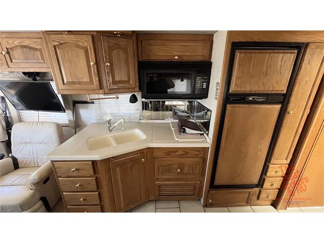 2001 Tiffin Allegro Bay (CC-2069778) for sale in Lake Havasu, Arizona