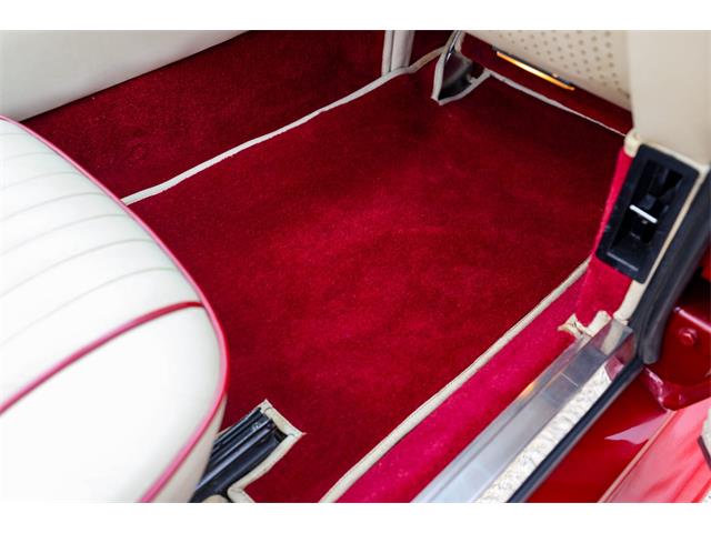 1989 Aston Martin V8 (CC-2069831) for sale in Huntington Station, New York