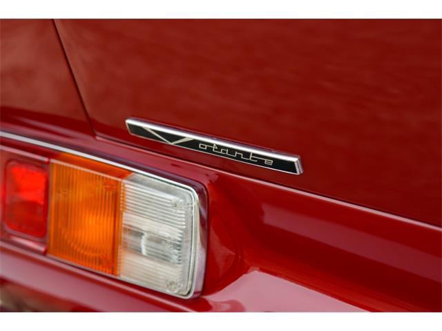 1989 Aston Martin V8 (CC-2069831) for sale in Huntington Station, New York