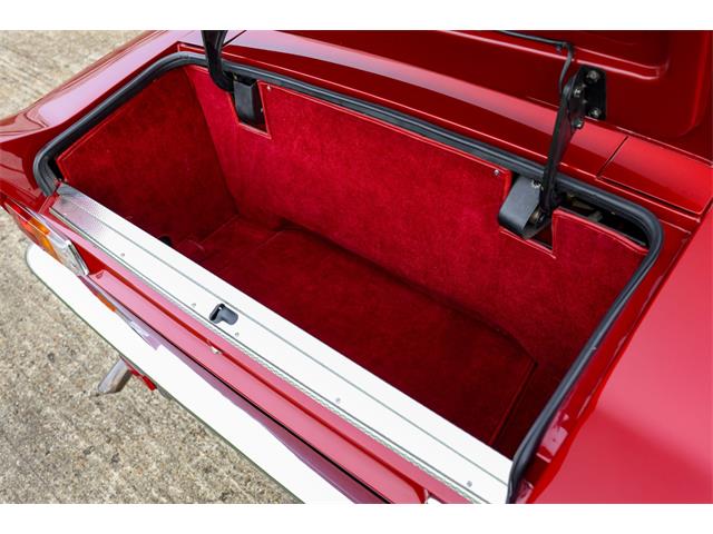 1989 Aston Martin V8 (CC-2069831) for sale in Huntington Station, New York