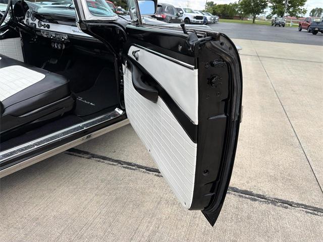 1956 Ford Fairlane Sunliner (CC-2069882) for sale in Effingham, Illinois