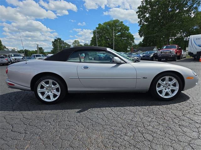 2000 Jaguar XK8 (CC-2069971) for sale in Ross, Ohio