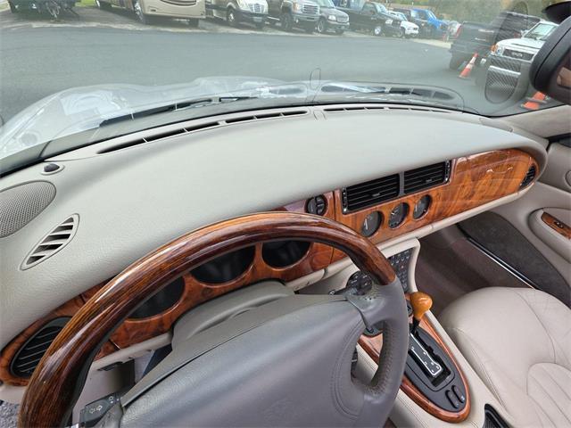 2000 Jaguar XK8 (CC-2069971) for sale in Ross, Ohio