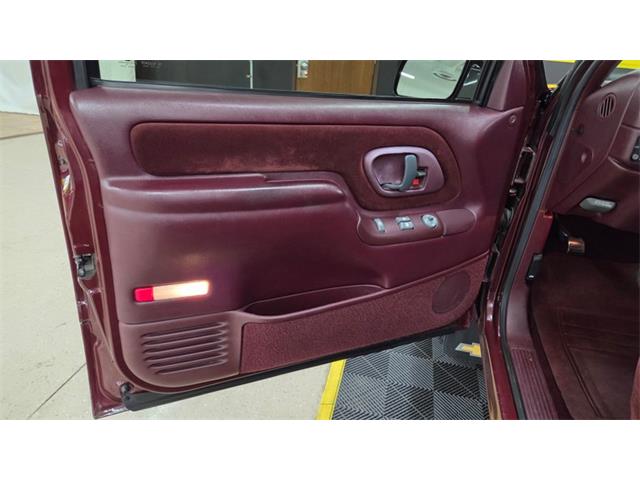 1997 Chevrolet Silverado (CC-2071007) for sale in Mankato, Minnesota