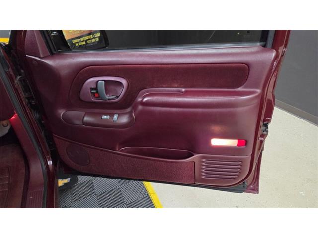 1997 Chevrolet Silverado (CC-2071007) for sale in Mankato, Minnesota