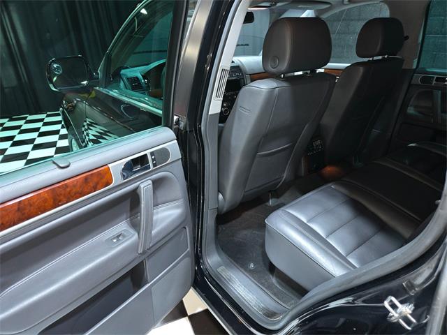 2006 Volkswagen Touareg (CC-2071028) for sale in Addison, Illinois