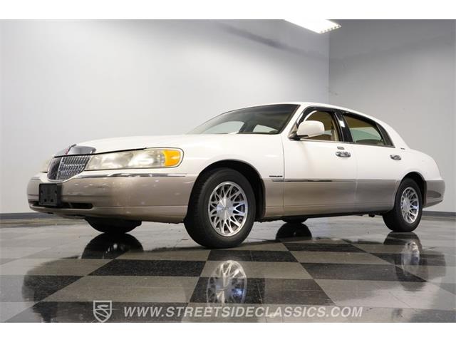 2000 Lincoln Town Car (CC-2071234) for sale in Concord, North Carolina