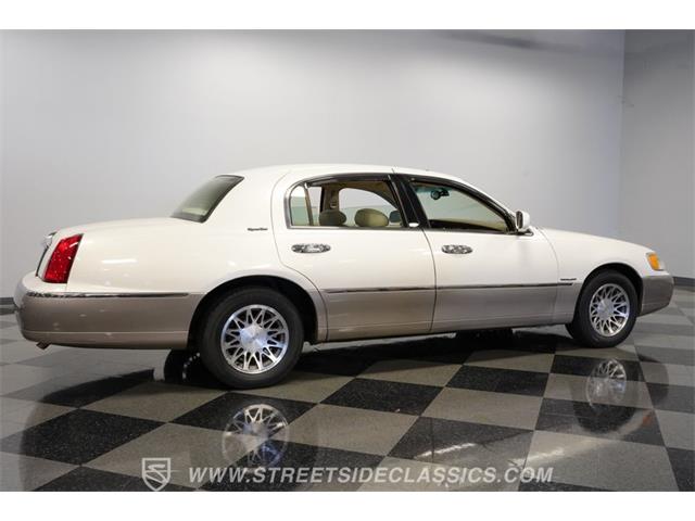 2000 Lincoln Town Car (CC-2071234) for sale in Concord, North Carolina